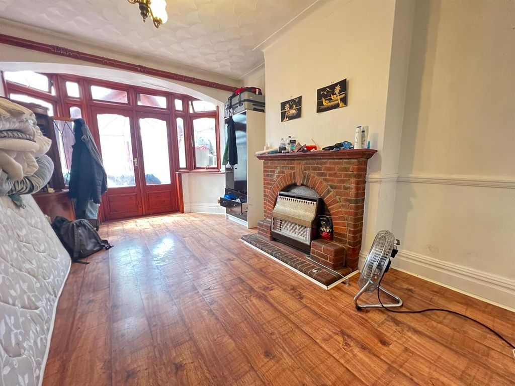 Property photo 3 of 13 03.Jpg