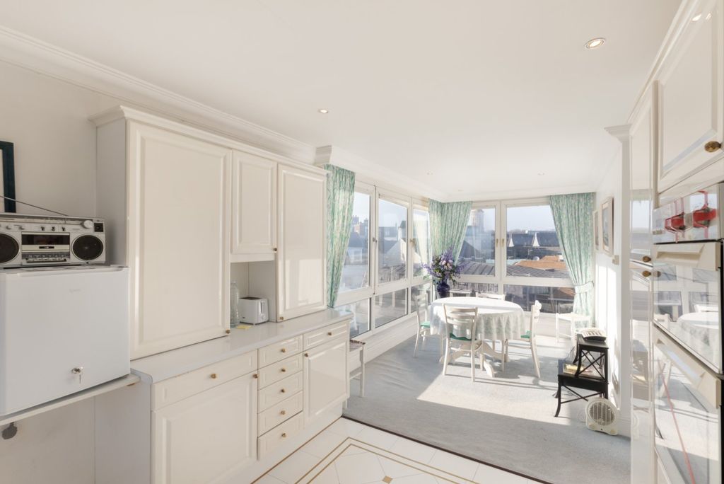 Additional image 10 of 4 bed detached house for saleClifton, St. Peter Port, Guernsey GY1