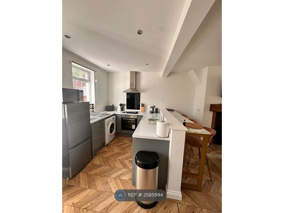 Property photo 1 of 10 Open Plan Kitchen