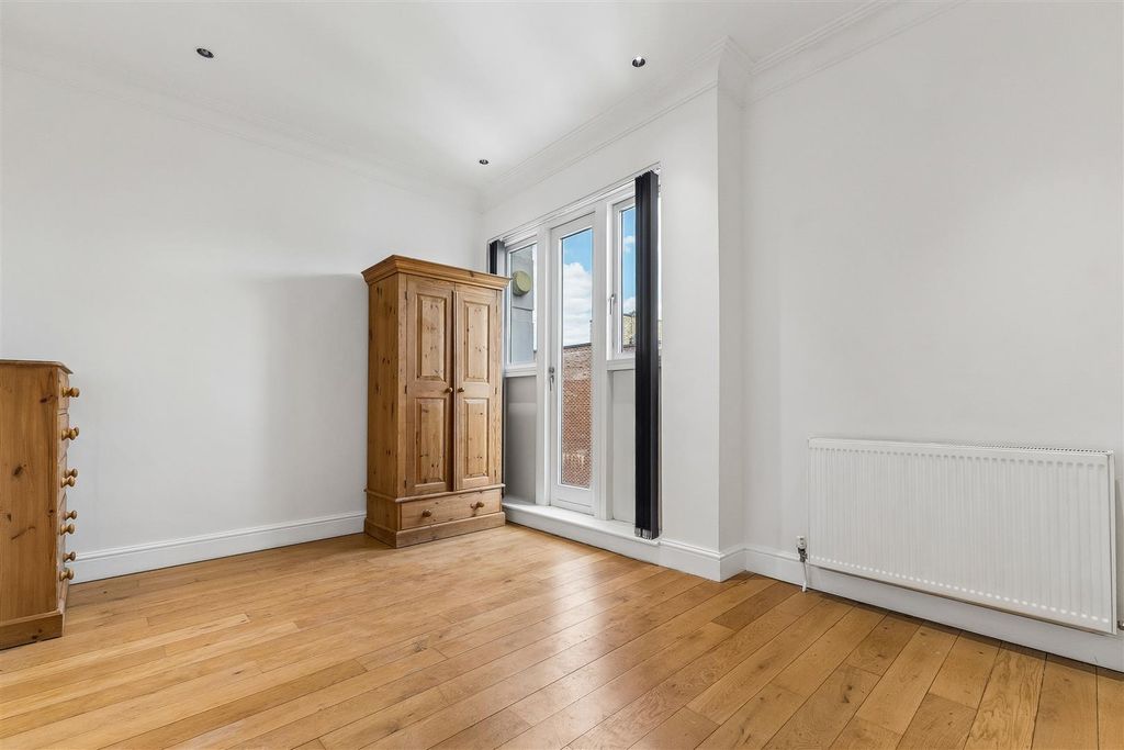 Property photo 2 of 10 10.Jpg