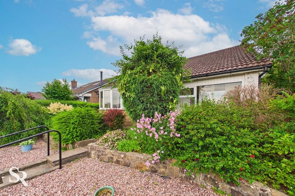 Property photo 1 of 39