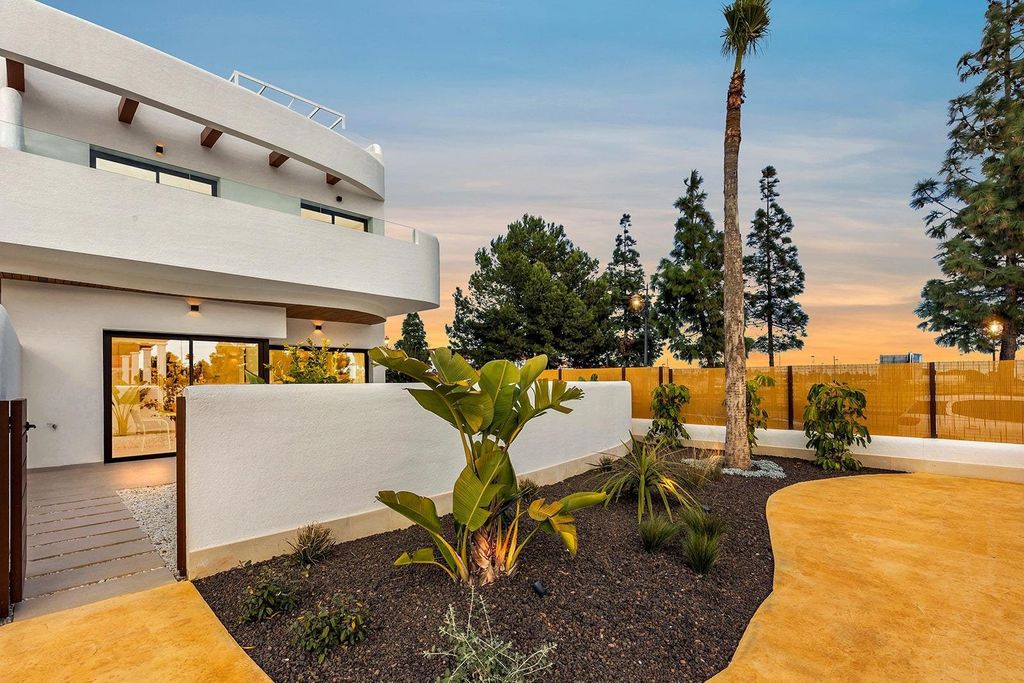 Property photo 1 of 48