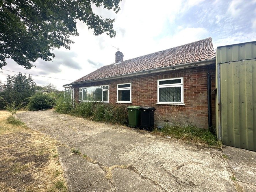 Property photo 2 of 22