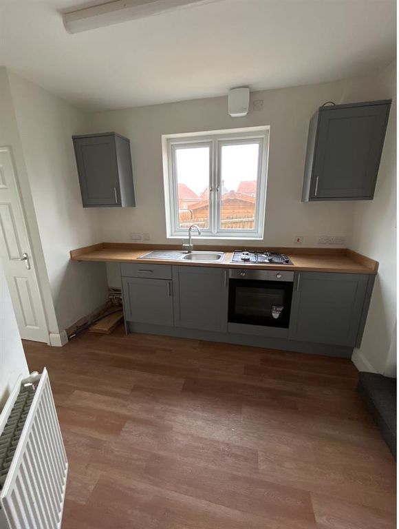 Property photo 2 of 4 1
