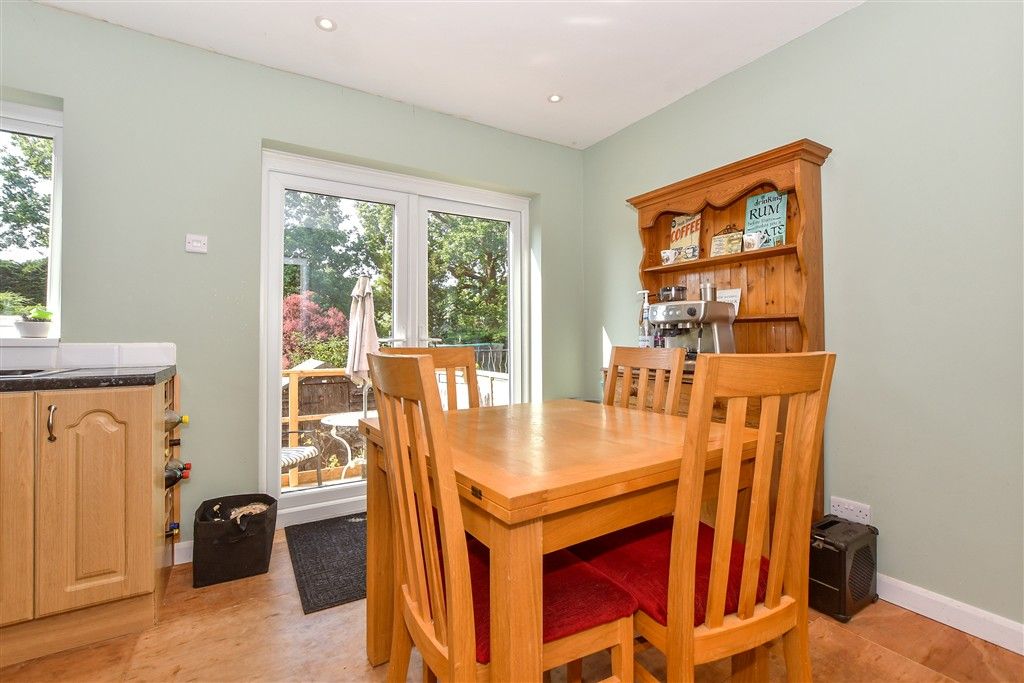 Property photo 3 of 8 Kitchen/Diner