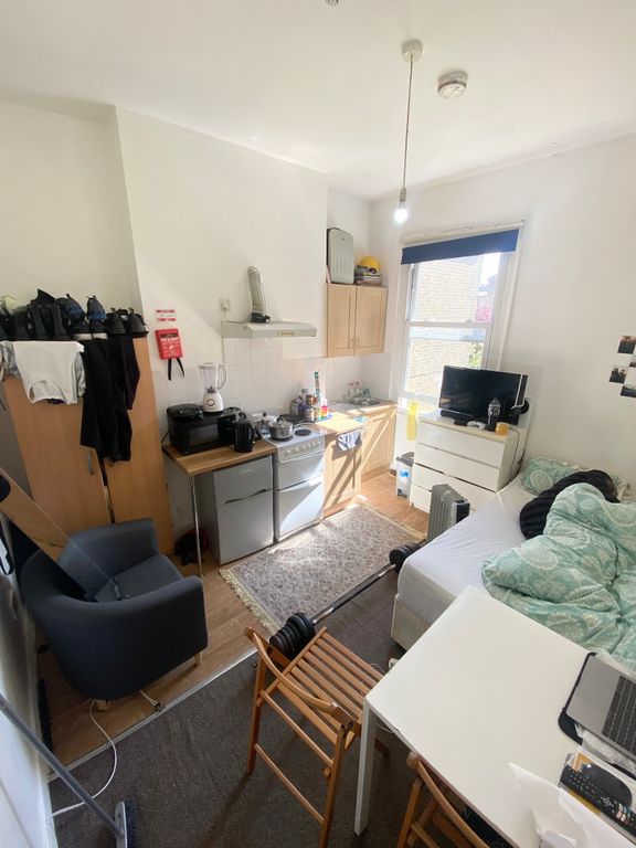 Property photo 2 of 5