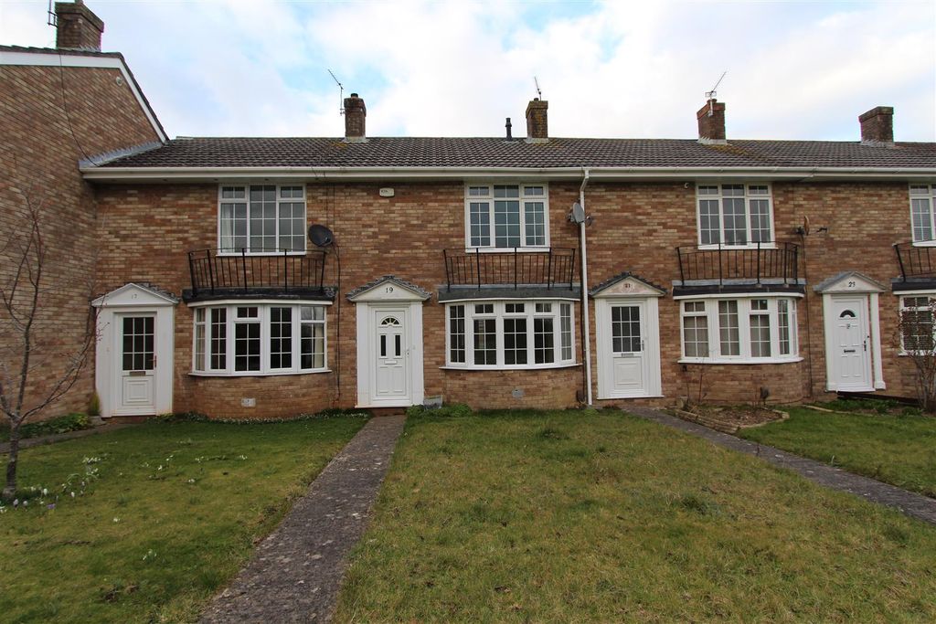 Property photo 1 of 11 External Front.Jpg
