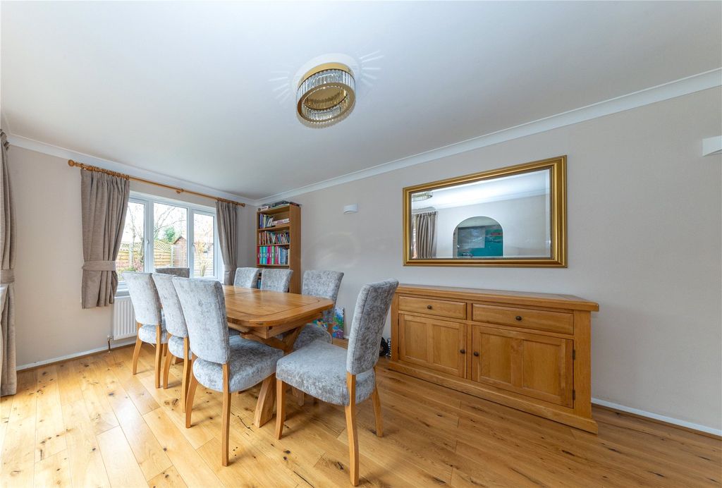 Property photo 3 of 17 Lounge Diner