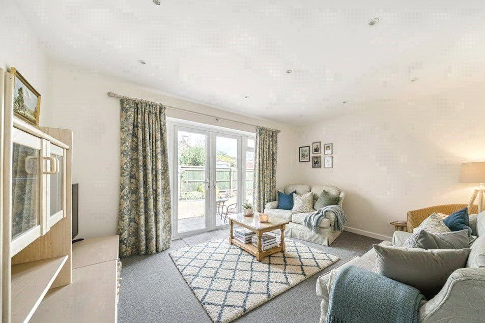 Property photo 3 of 10 Picture No. 27