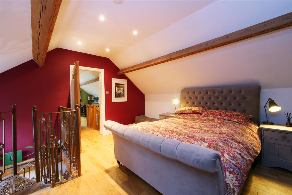 Property photo 3 of 40 Pnmb0445.Jpg