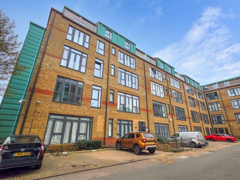 Property photo 3 of 18