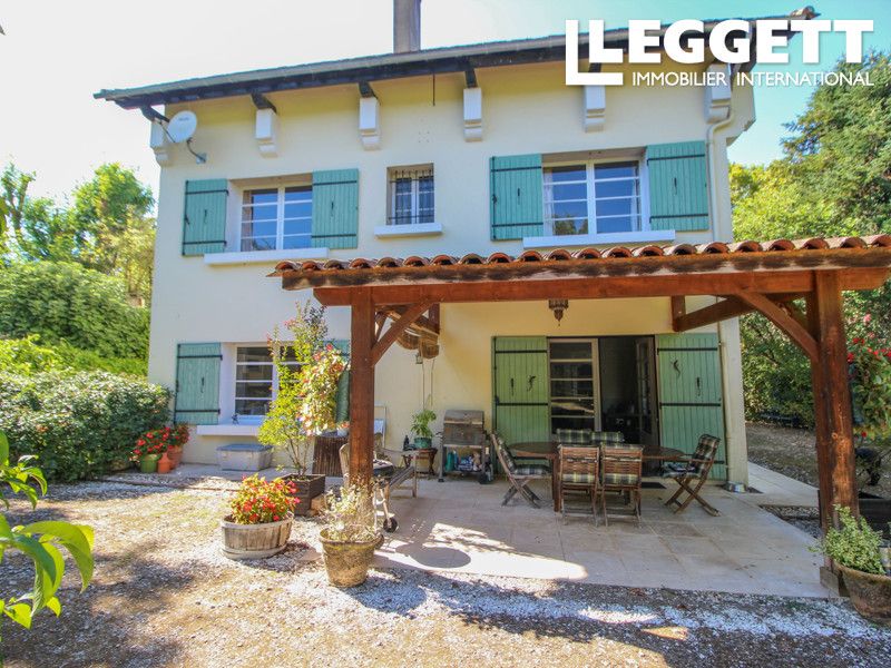 Property photo 1 of 10