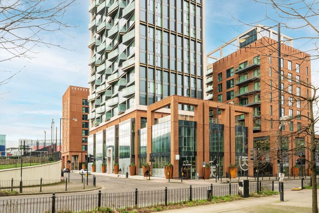 Property photo 1 of 11