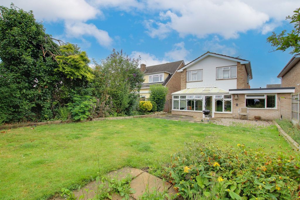 Property photo 2 of 16