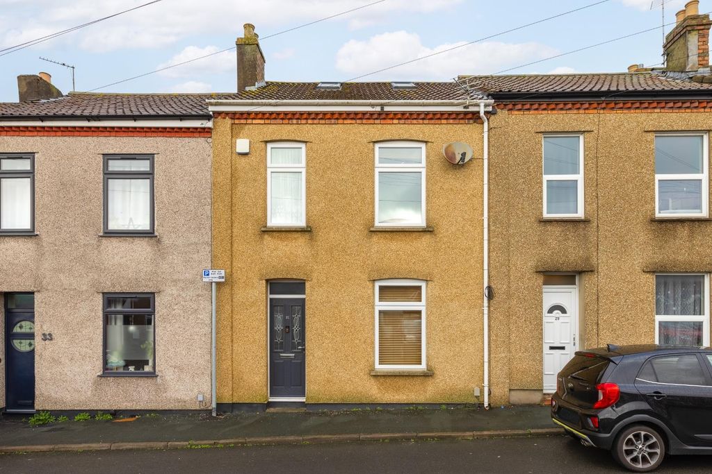 Property photo 2 of 23 31 Derrick Road, Bs15 8Ds-1.Jpg