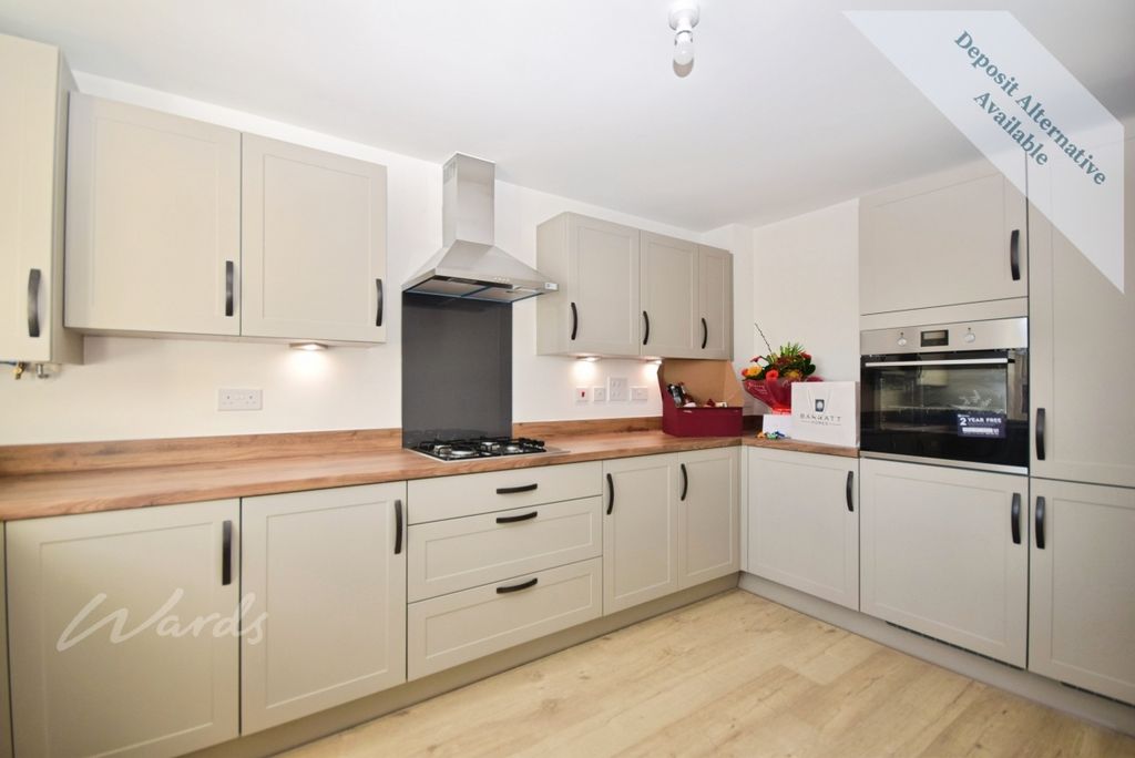 Property photo 2 of 14 Kitchen