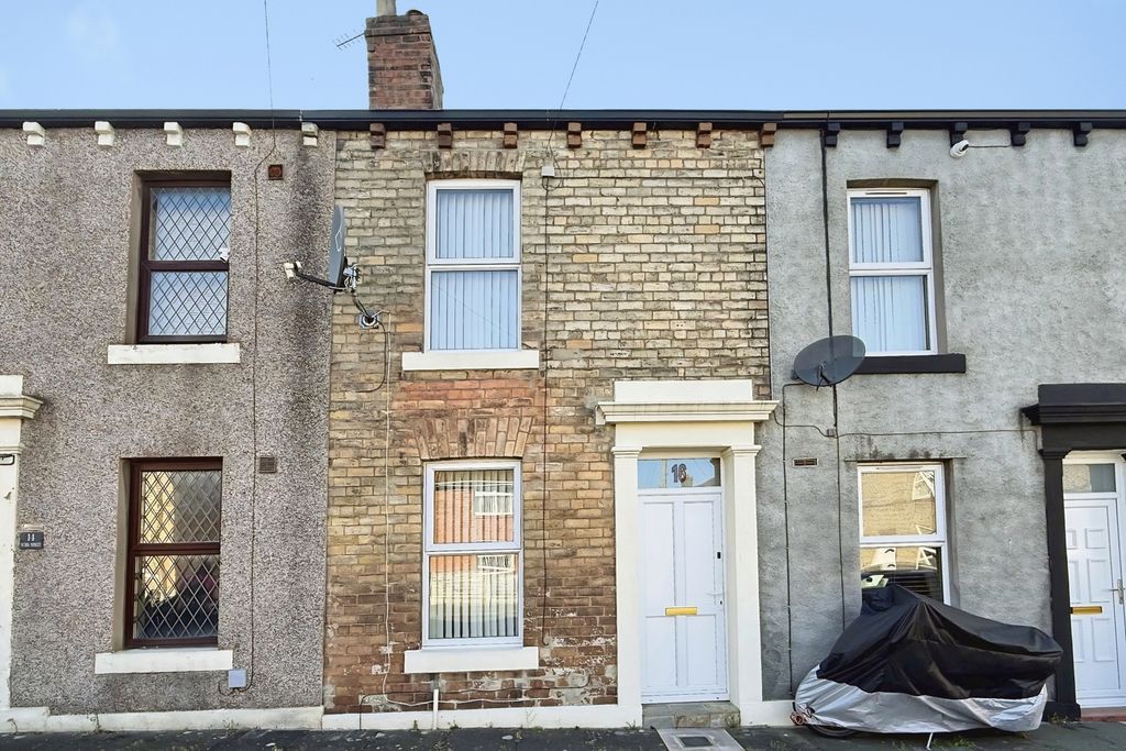 Property photo 1 of 11 External