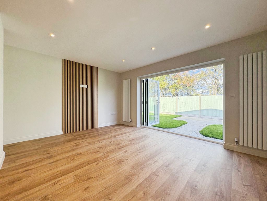Property photo 3 of 19 5781Dbed-Img_2346