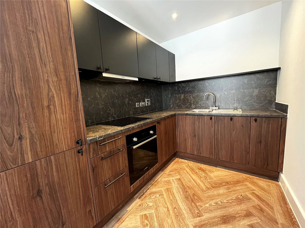 Property photo 2 of 7 Picture No. 01
