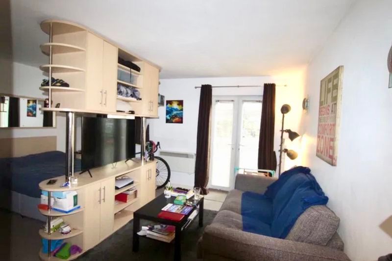 Property photo 2 of 5 Photo 1