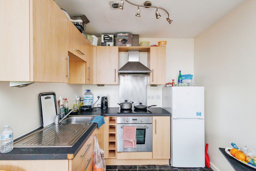 Property photo 3 of 17 Photography