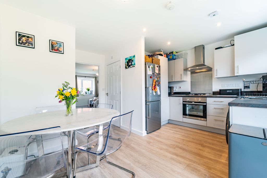 Property photo 3 of 12 Photo 3