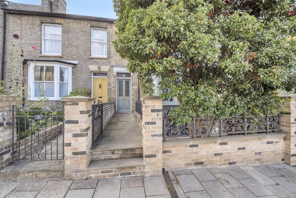 Property photo 1 of 28 Dcp_9869.Jpg