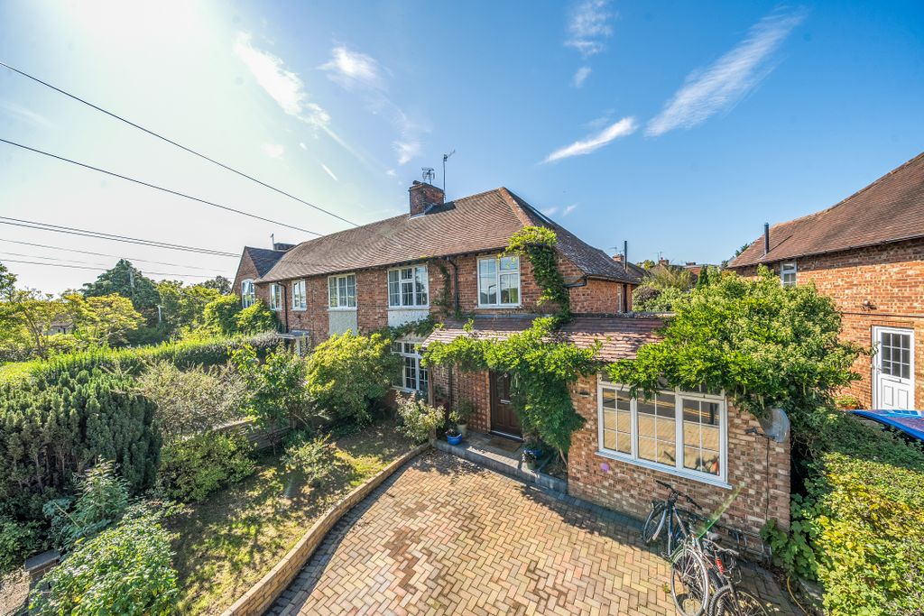 Property photo 3 of 13