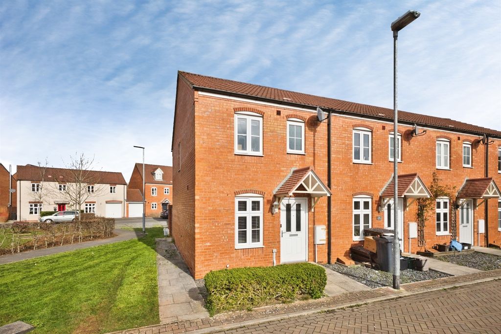 Property photo 1 of 15