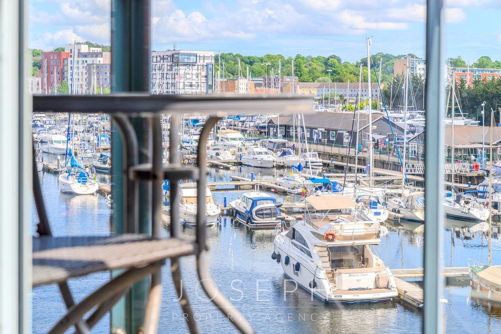 Additional image 25 of 2 bed penthouse for saleKey Street, Ipswich IP4