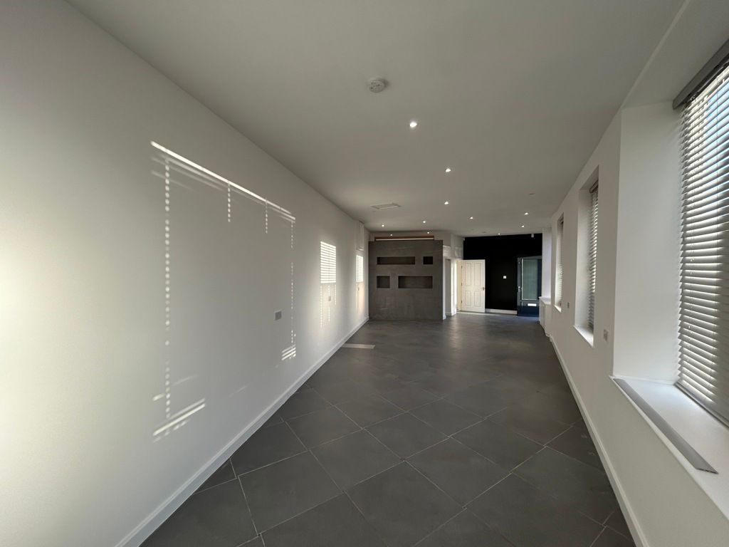 Property photo 3 of 5 Photo 8