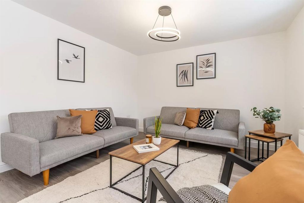 Property photo 3 of 6 Denby 3.Jpg