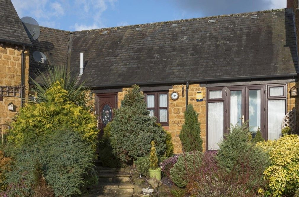 Property photo 1 of 11