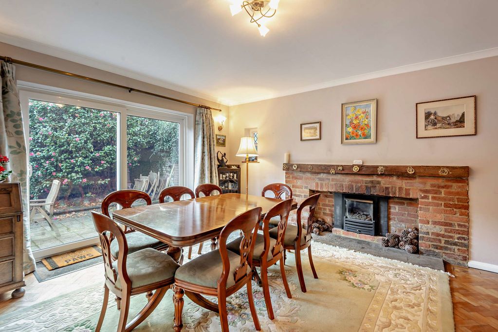 Additional image 6 of 5 bed detached house for saleBirches Lane, Gomshall GU5