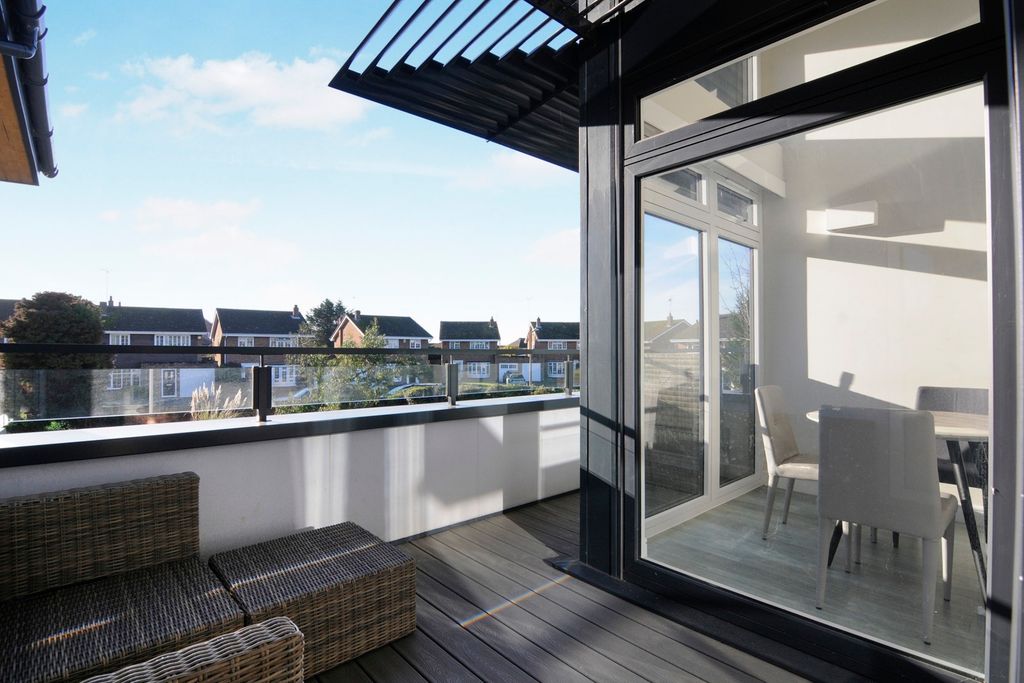 Property photo 3 of 14 Pbox-Img.Jpg