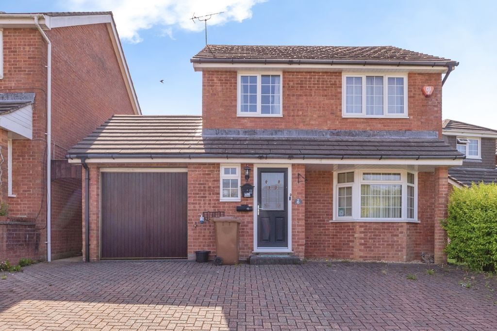 Property photo 1 of 21 Pbox-Img.Jpg
