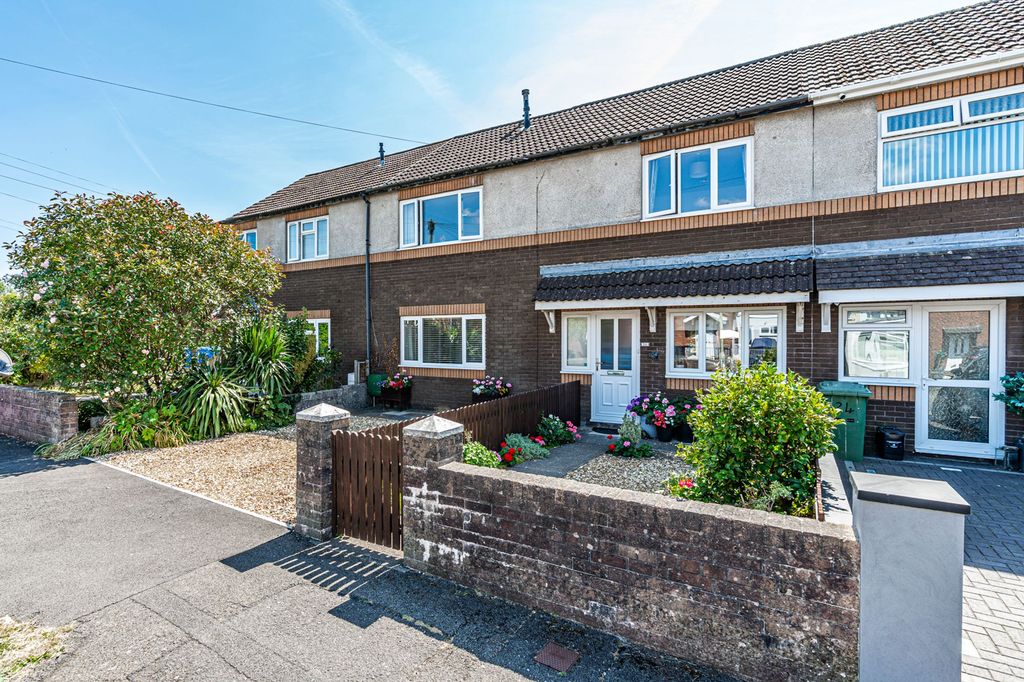 Property photo 1 of 34