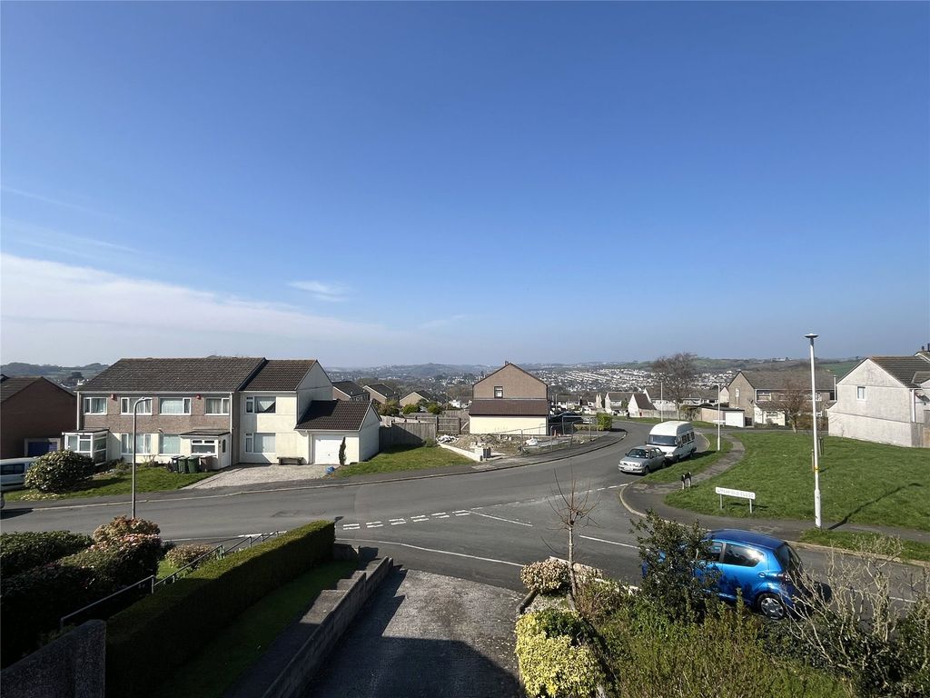 Property photo 3 of 15 3 - Picture No. 17