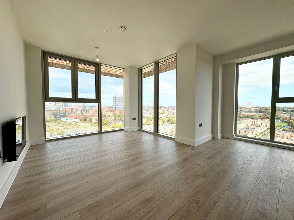 Property photo 3 of 6 View