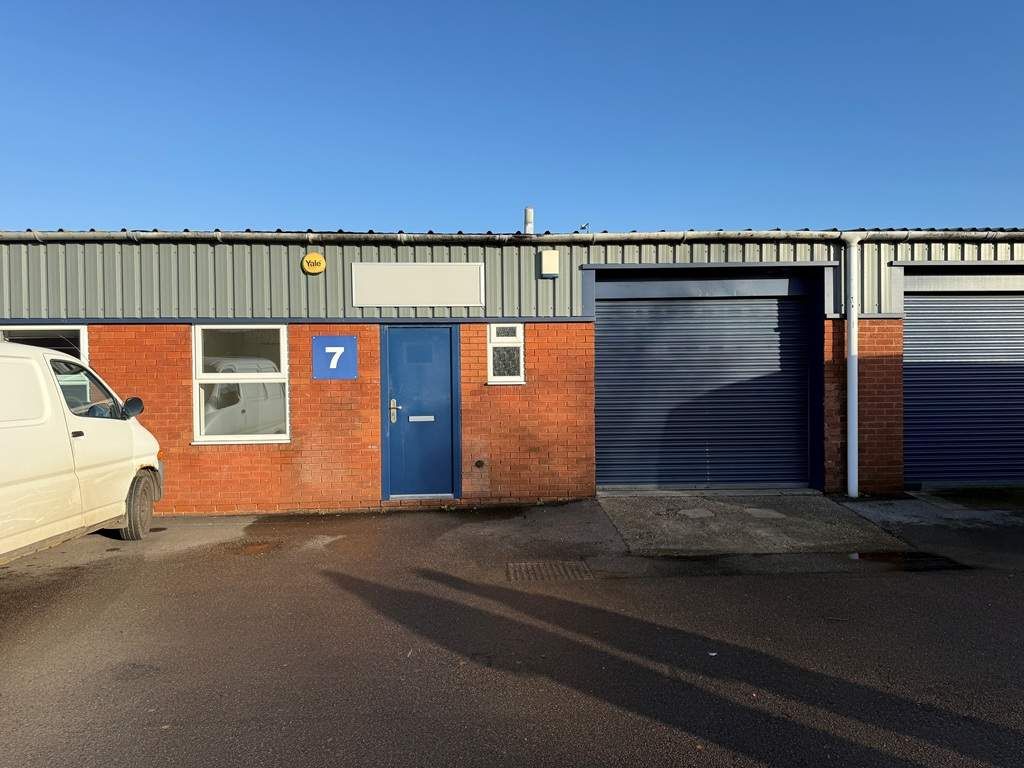 Property photo 1 of 3