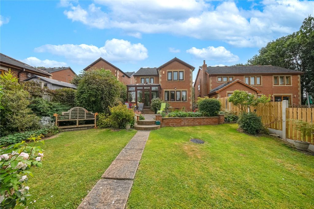 Property photo 1 of 24 Picture No. 05