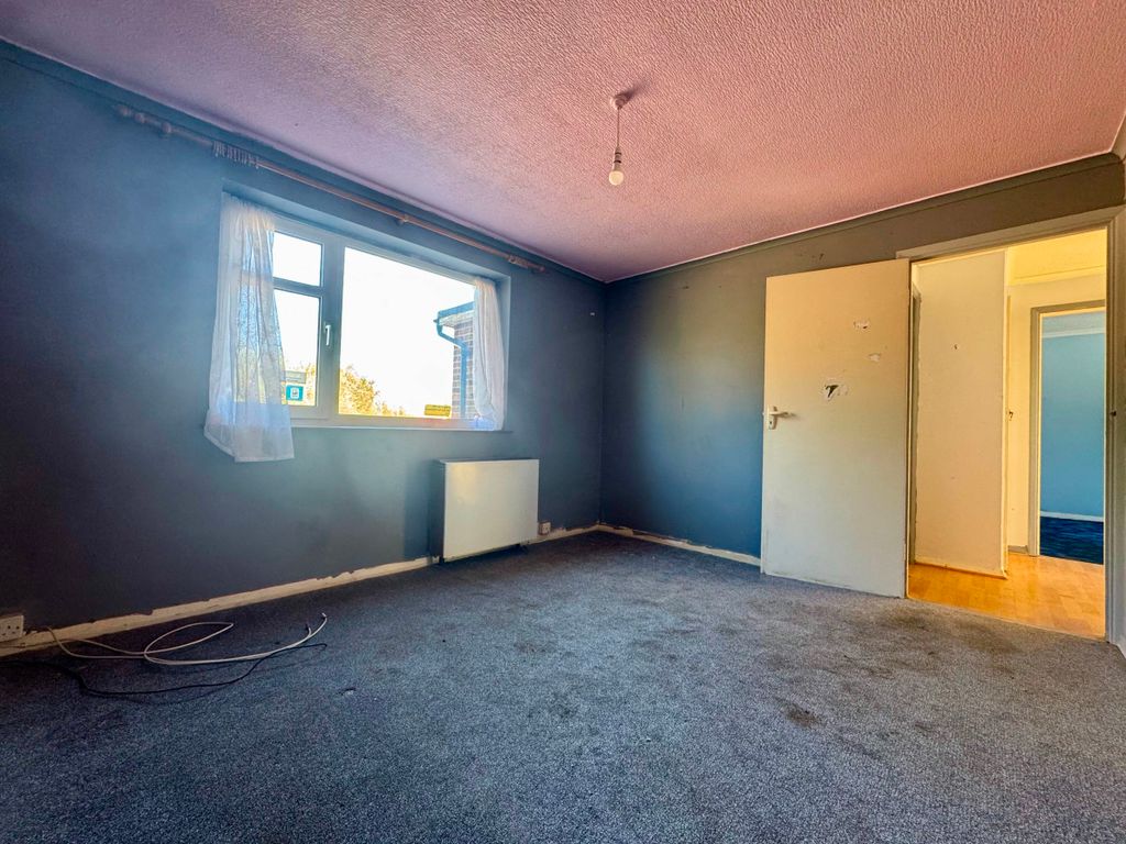 Additional image 8 of 2 bed flat for saleHeadley Court, Station Approach, Edenbridge TN8