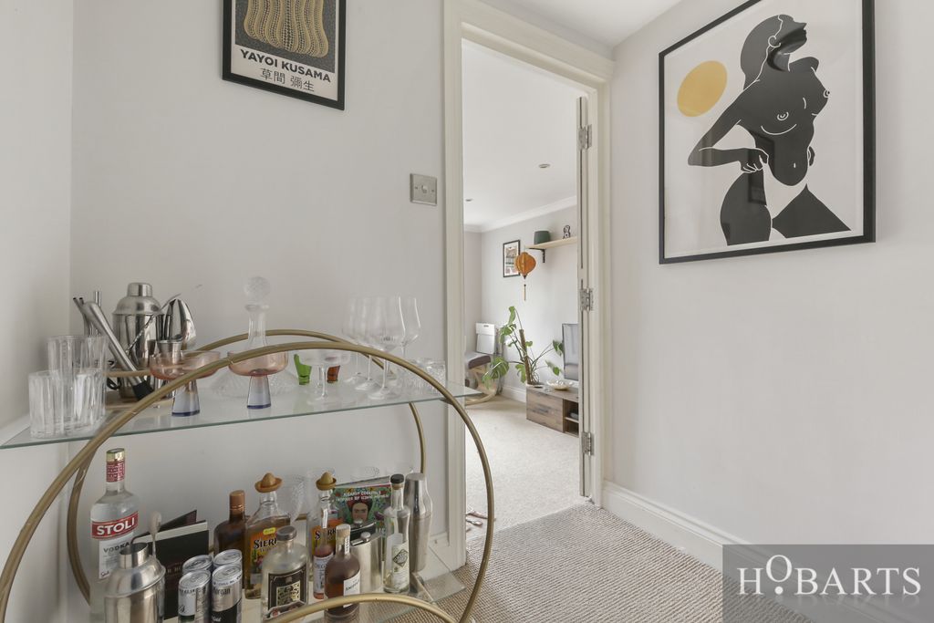 Property photo 3 of 14 Gallery