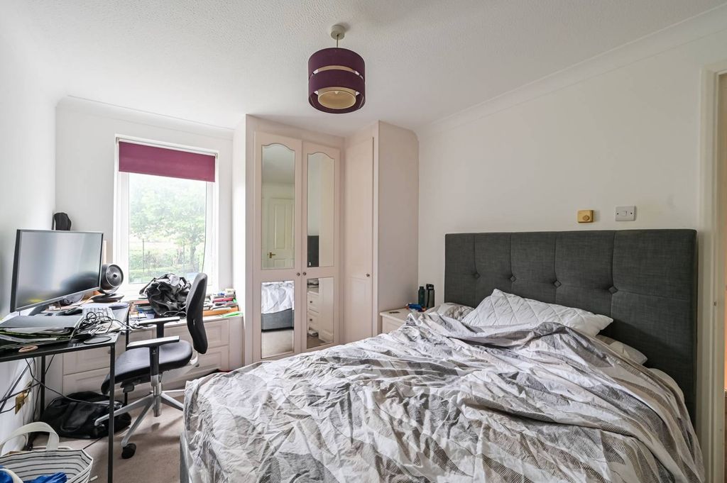 Property photo 3 of 13