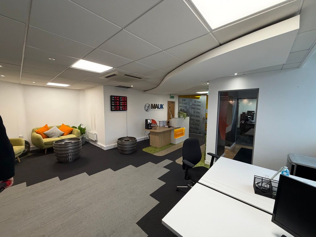 Property photo 3 of 11 Photo 4