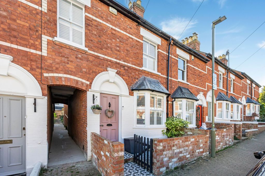 Property photo 1 of 13
