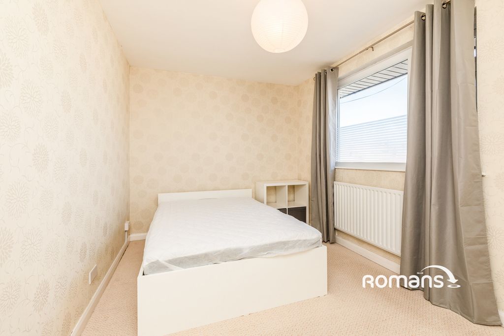 Property photo 2 of 10 Photo