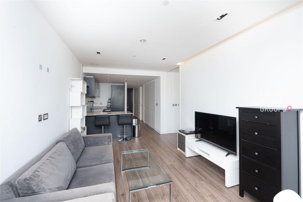 Property photo 1 of 19 1-3808.Jpg