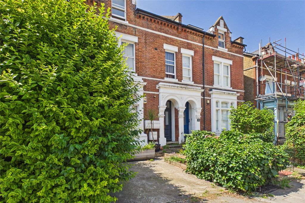 Property photo 1 of 11 Picture No. 12
