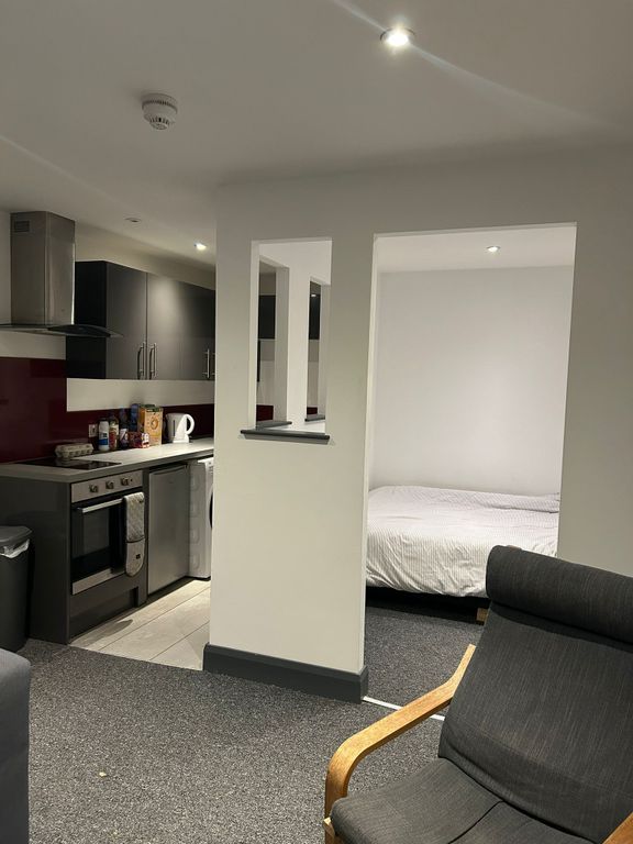 Property photo 3 of 9